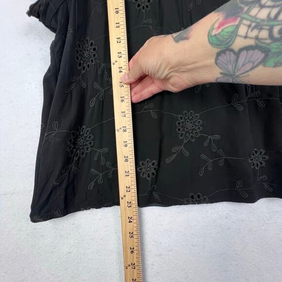 Luna Rae Black EMBROIDERED Floral FLUTTER SLEEVE Women's Blouse XL - Picture 11 of 11